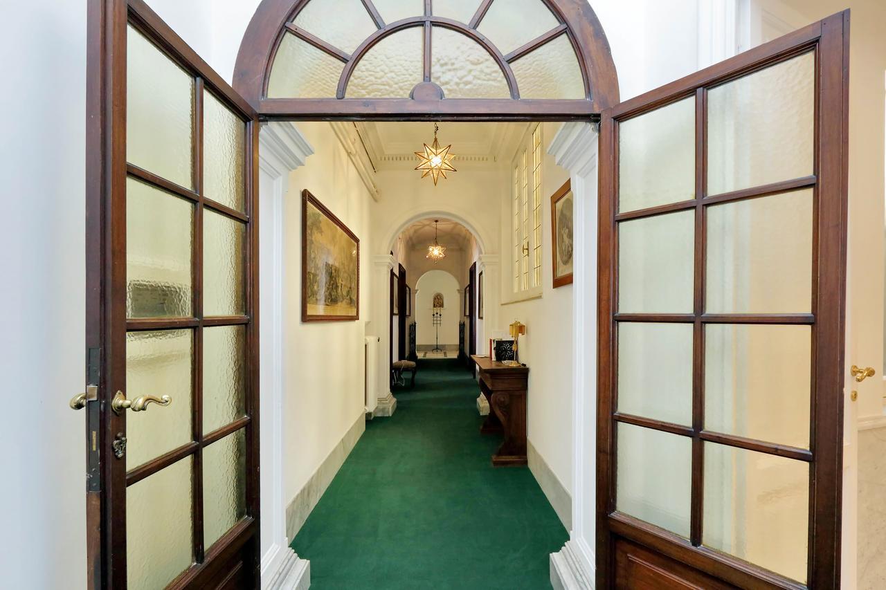 Prestigious Via Veneto Appartement